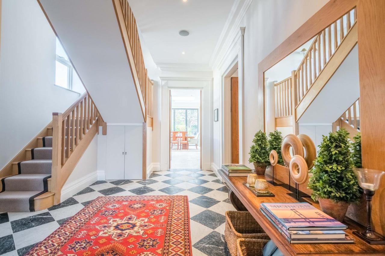 Breathtaking Putney Home With Gorgeous Garden Richmond  Exterior foto