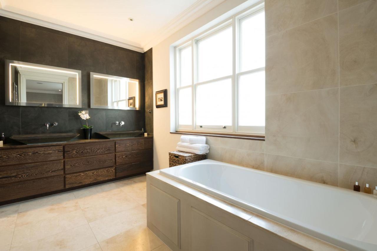 Breathtaking Putney Home With Gorgeous Garden Richmond  Exterior foto
